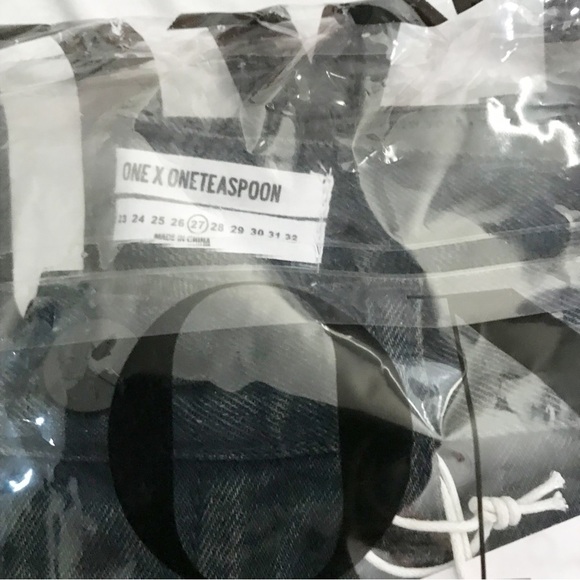 One Teaspoon Fox Black Bandit shorts low waist style NIB - Picture 5 of 13